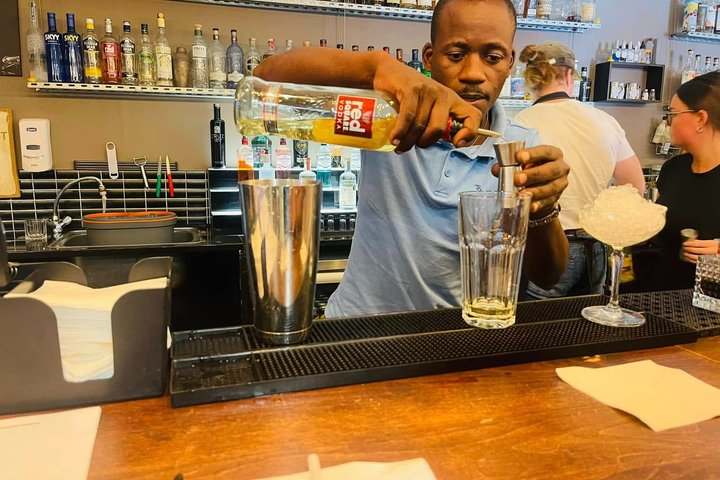 Afternoon Cocktail Masterclass-Johannesburg - Photo 1 of 7